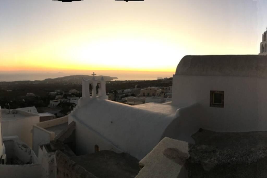 Villa Santorini Folia Cave House With Jacuzzi Pyrgos Kallistis Exterior foto